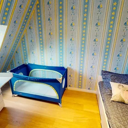 Domaine Aux Lions - Piscine Chauffee Tennis 20 Min Deauville Holiday home